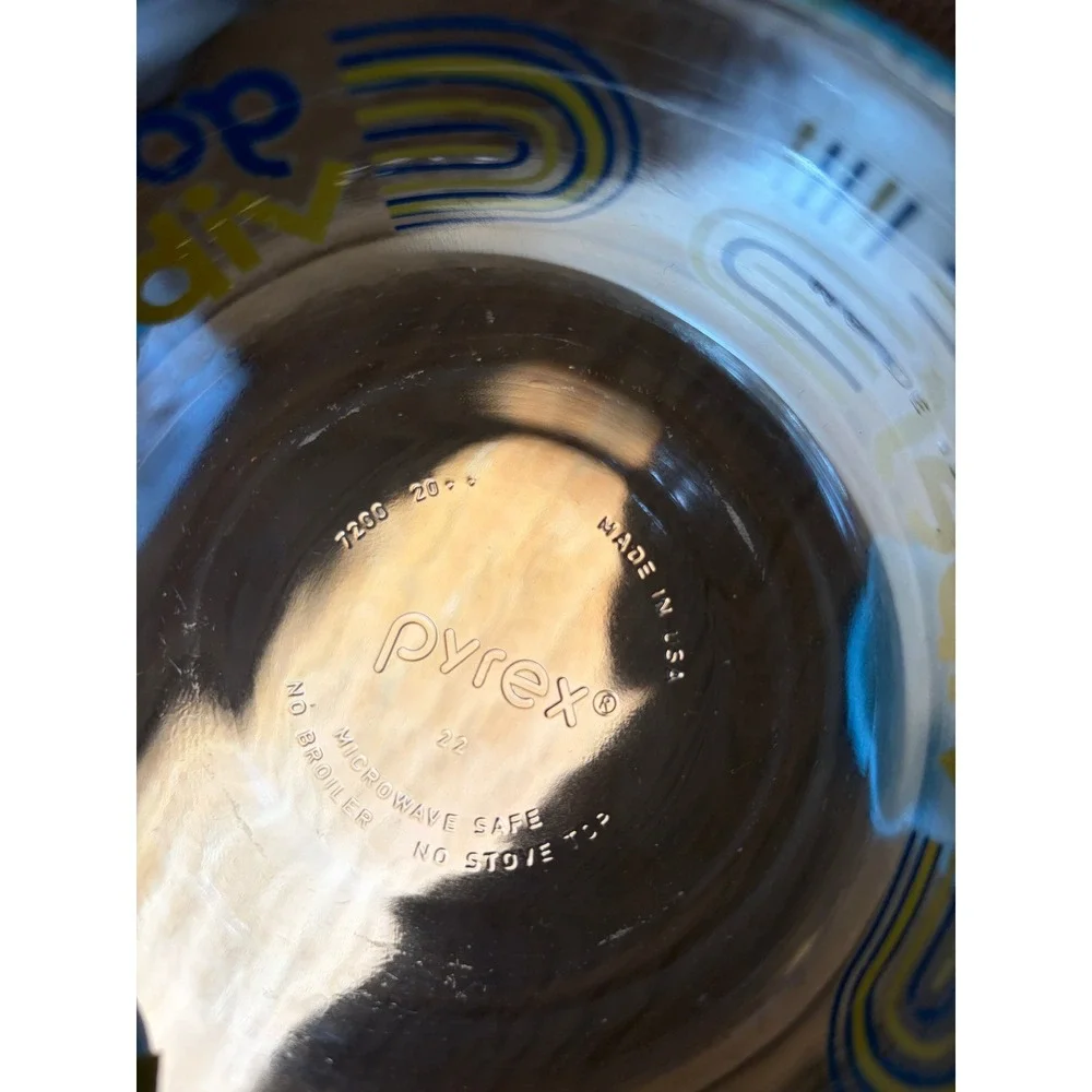 Pyrex Good Vibes Glass Storage Bowl 2 Cup 7200 Blue Yellow Retro with Lid USA